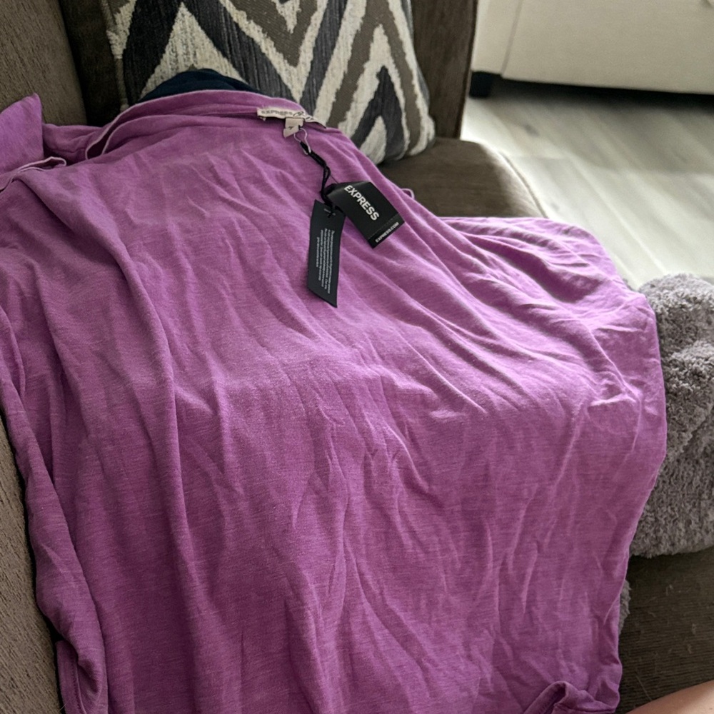 Express Short Sleeve Top in Vibrant Purple